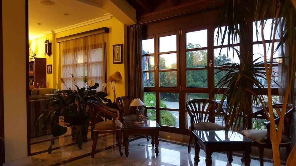 Hotel Valle Las Luinas Soto de Luiña Eksteriør bilde