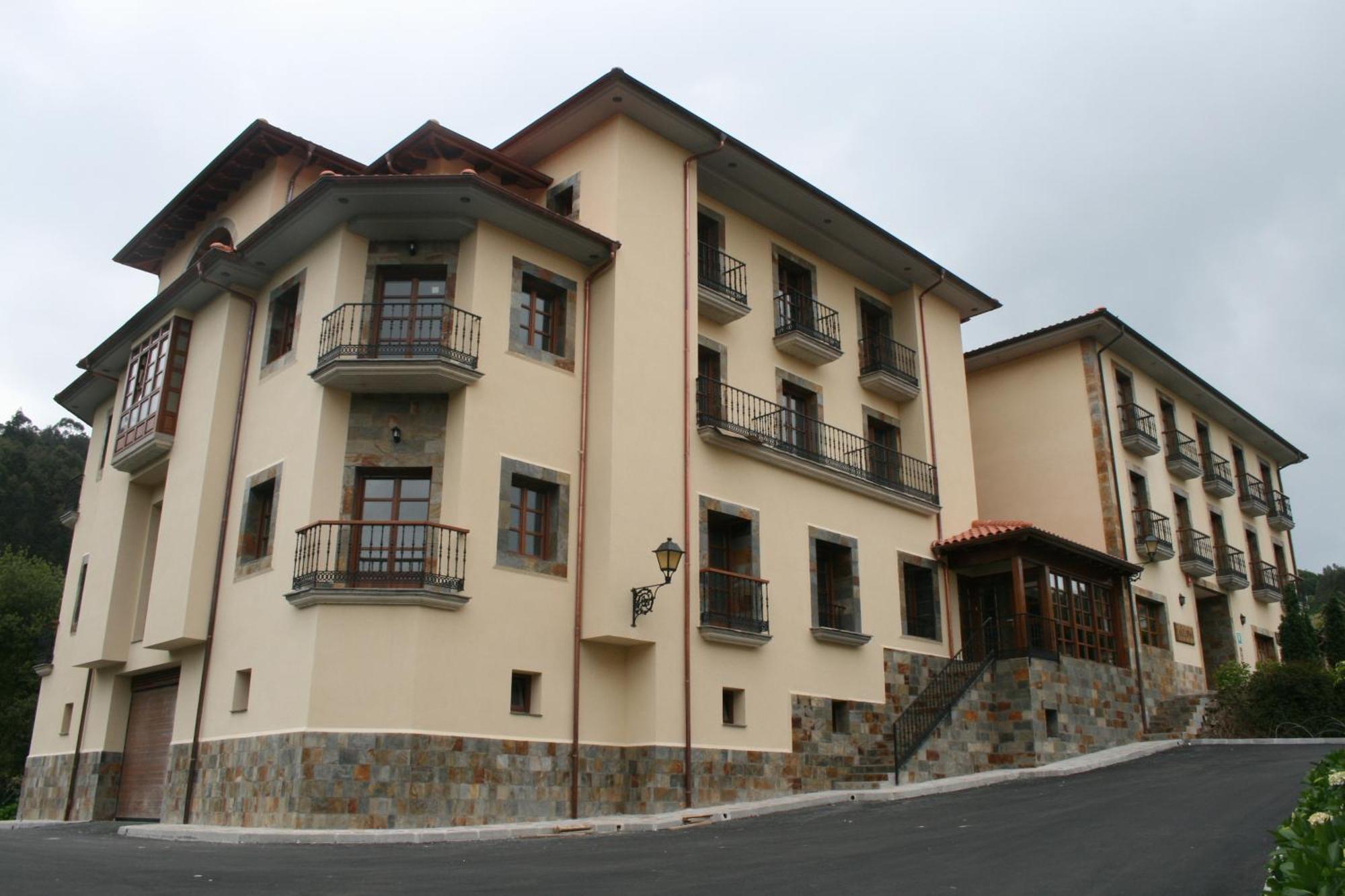 Hotel Valle Las Luinas Soto de Luiña Eksteriør bilde
