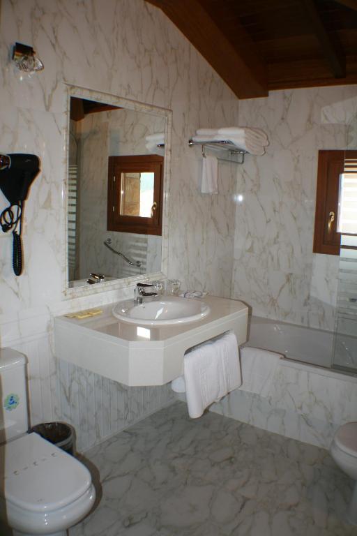 Hotel Valle Las Luinas Soto de Luiña Rom bilde